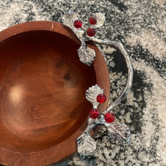 Festive wood bowl. 6” across top, 3”deep!  Great to entertain with. - Picture 2 of 4